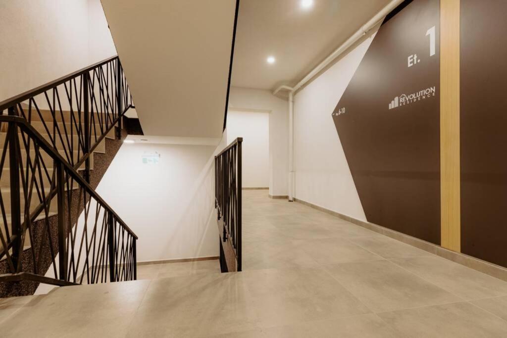 Nest Inn Oasis Residence Baia Mare Bagian luar foto